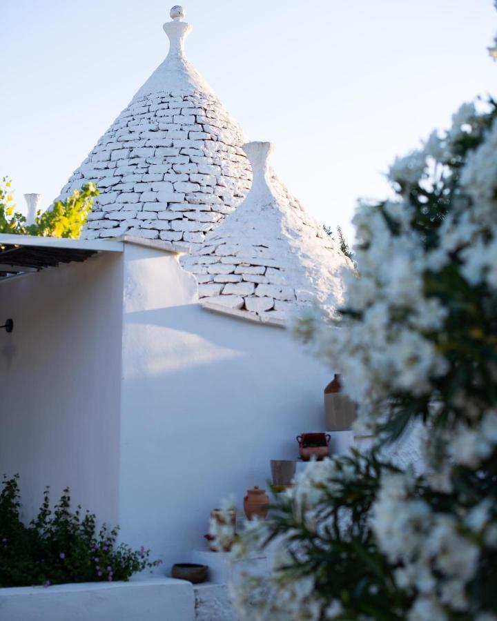 Fikus - The Apulian B&B Ceglie Messapica Exterior foto